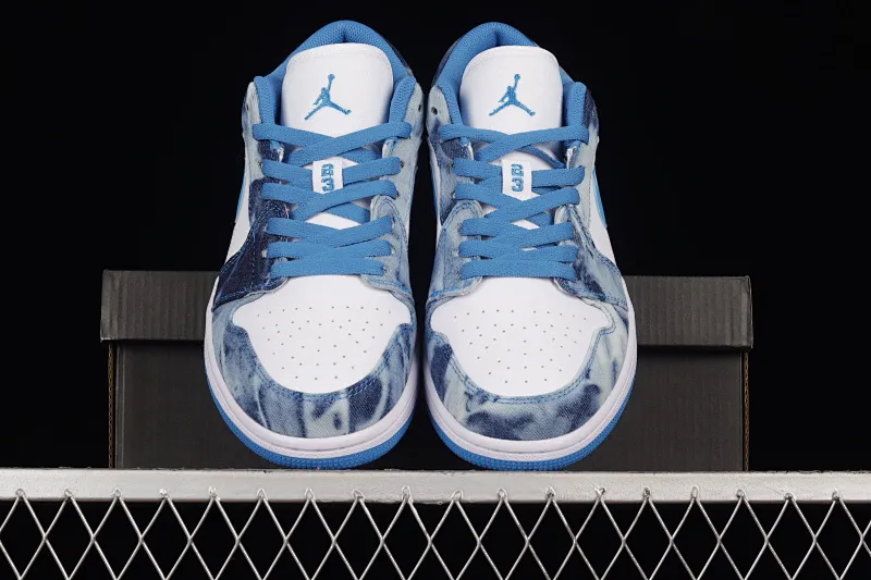 All categories Air Jordan Jordan series basketball shoes Air Jordan 1 Low Z version Air Jordan 1 Low "Washed Denim" AJ1 Joe 1 navy washed denim low-top casual sneakers DM8947-100